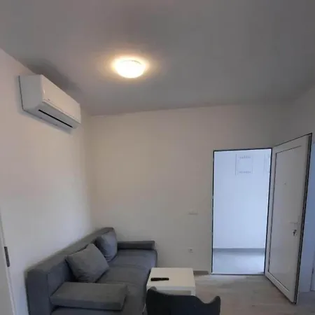Studio Apartment דירה