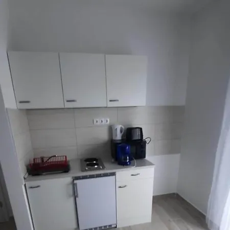 דירה Studio Apartment