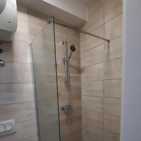 Apartment Studio Apartment *